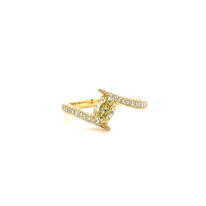 Chic Fancy Yellow Diamond Ring